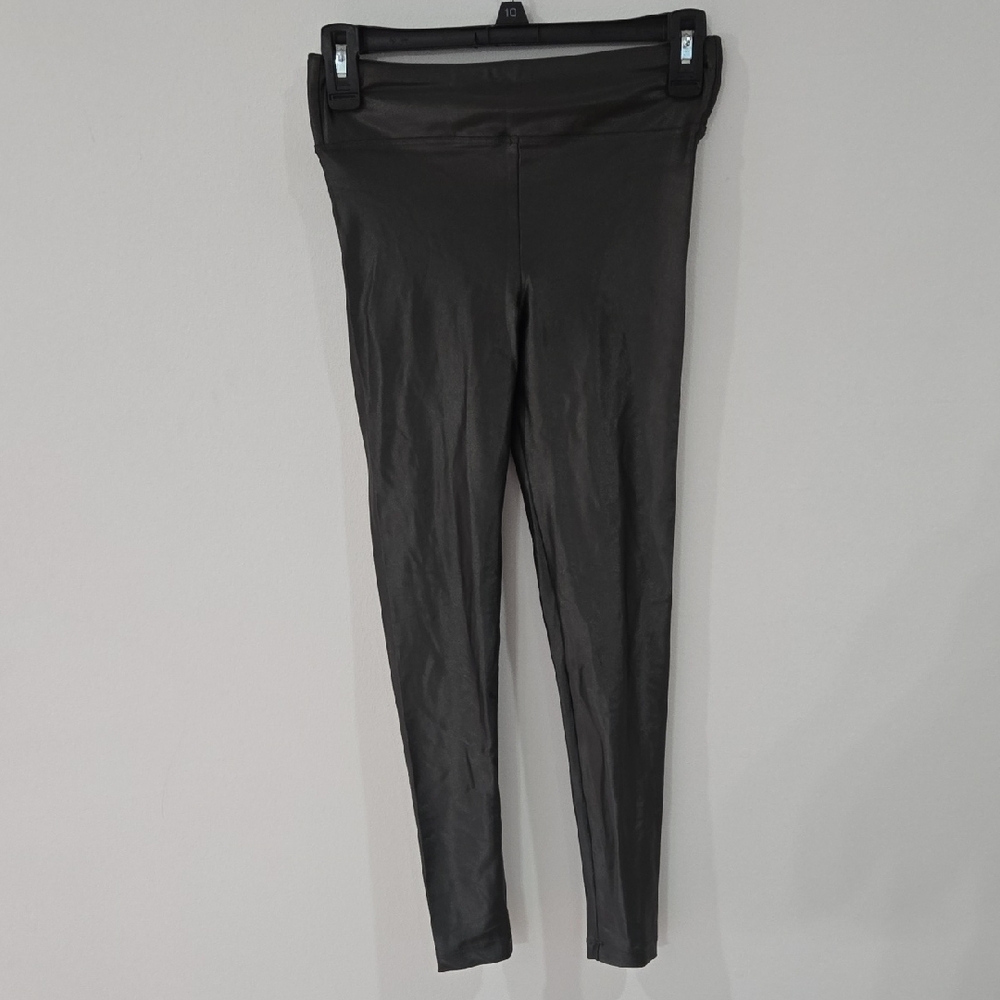 Koral Sz Small  Shiny Charcoal Leggings